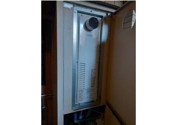 AT-4201ACSSW3Q-CからRUFH-SA2400SAT2-6(A)への給湯器交換事例